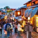 Sisi Lain Jepang: Alasan Harus Keluar dari Jalur Mainstream 5 Crowded Ninen zaka 1