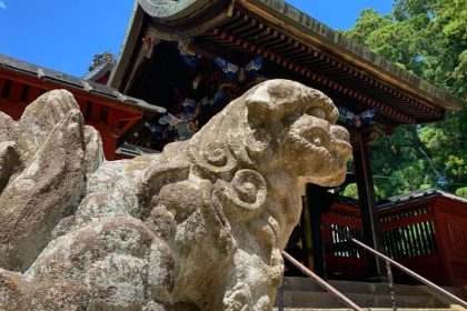 Kuil Iwakiyama: Menengok Kemegahan di Bayang-Bayang Gunung Iwaki Aomori 31 Komainu at Iwakiyama Shrine