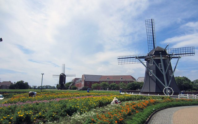 Huis Ten Bosch, Taman Bertema Belanda di Jepang: Benturan budaya, hantu toilet, One Piece, dan keju asli! 10 header 640x 83