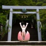 Kisah Unik Kuil Momotaro di Jepang: Penuh Patung Surealis Bernuansa Era 60-an 9 header 640x 89