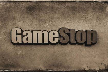 November 2026 Resmi Jadi Akhir Sebuah Era bagi GameStop 29 sad gamestop black and white game rant 2a