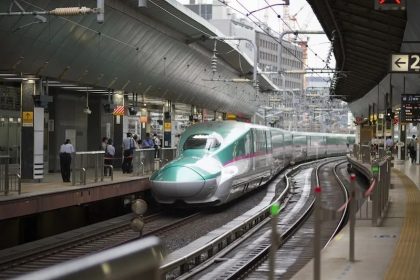Prefektur Fukushima, Salah Satu Bagian Tohoku yang Paling Saya Sukai 35 A Hayabusa Shinkansen Bound for Tohoku
