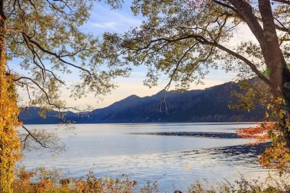 Pesona Danau Tazawa Akita: Alasan Wajib Mengunjungi Danau Terdalam di Jepang 54 Akitas Lake Tazawa
