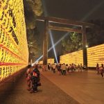 Festival Mitama: Cara Yasukuni Menghormati Orang yang Telah Meninggal 4 Lanterns at the Yasukuni Shrines Mitama Festival 1