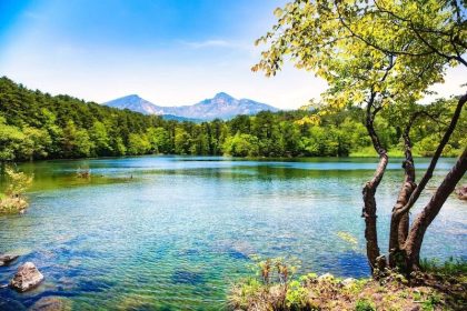 Panduan Liburan ke Jepang Bulan Mei Setelah Golden Week Berakhir 53 Mt. Bandai and a Lake with Forest Landscape