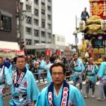 Festival Kawagoe: Perayaan Megah Duel Kereta Kencana 4 People Pull a Kawagoe Festival Float