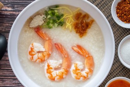 3 Resep Bubur Gurih untuk Hangatkan Tubuh Saat Sarapan 8 resep bubur udang