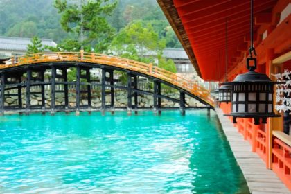 Singgah di Okayama, Ide Seru Liburan Sela Perjalanan ke Hiroshima 59 A Birdge at Hiroshimas Itsukushima Shrine