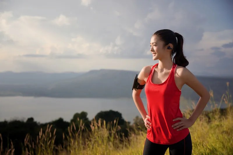 Tips Tetap Olahraga Saat Traveling ke Jepang dan Beraktivitas Aktif 7 A Girl Traveling in Japan Works Out