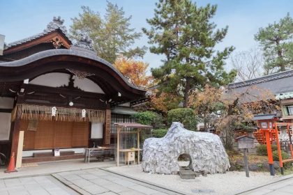 Yasui Konpiragu: Saat Kuil Kyoto Ini Menyelamatkan Saya dari Diri Sendiri 81 Kyotos Yasui Konpiragu
