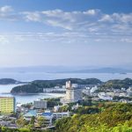 Shirahama Wakayama: Resor Pemandian Air Panas Pinggir Laut di Kansai 5 Shirahama in Wakayama from the Hilltop