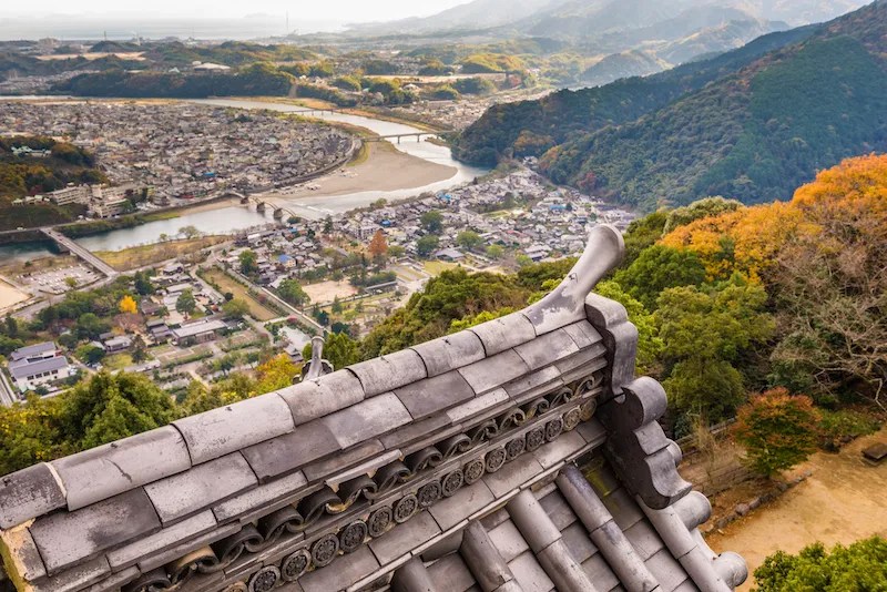 Mengenal Iwakuni, Destinasi Tambahan yang Menarik untuk Perjalanan ke Hiroshima & Miyajima 6 The View from the Top of Iwakuni Castle