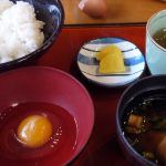 TanKuma - Restoran Telur Mentah di Atas Nasi Makan tamago-kake-gohan yang lezat lalu buang air besar di dalam beruang 8 header 640x 78