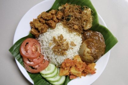 Resep Nasi Uduk Rice Cooker yang Pulen, Gurih, dan Harum 43 nasi uduk 1784948895497 169
