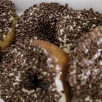 Resep Donat Kentang Empuk Topping Coklat Meses Sederhana 5 donat meses 1752114692948 169