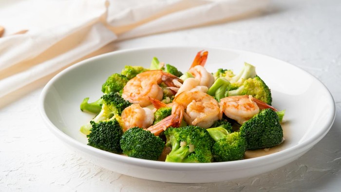 Resep Tumis Brokoli Udang Lezat dan Tinggi Nutrisi 1 ilustrasi tumis brokoli udang 169