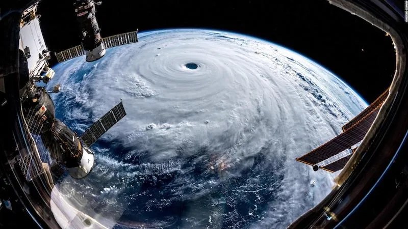 Fujisan Hongu Sengen Taisha: Kuil yang Memuliakan Gunung Fuji 6 A Massive Typhoon Over Japan