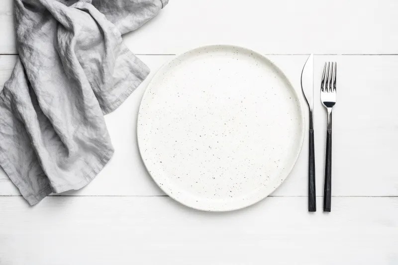 Piring Kosong | Alasan Saya Hampir Tidak Pernah Menulis tentang Makanan di Jepang 2 An Empty Plate for Fasting