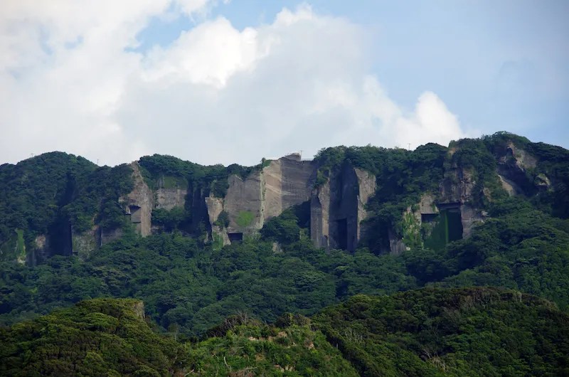Menjelajah Nokogiriyama Chiba: Pendakian ke "Gunung Gergaji 6 Nokogiriyama as Seen From Afar