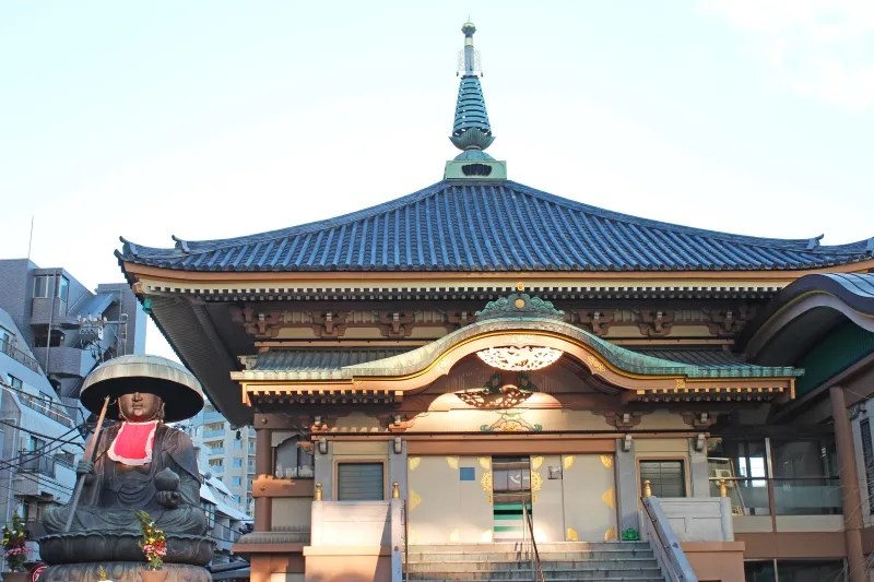 Shinsho ji Its Jizo Statue in Sugamo