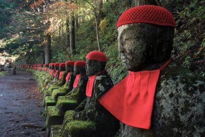 Jurang Kanmangafuchi | Deretan Patung Jizo Misterius di Pusat Nikko 25 The Kanmangafuchi Abyss