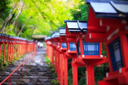 Kurama & Kibune: Dua Pesona Berbeda di Kyoto Utara 44 The Lanterns Leading Up to Kifune Shrine