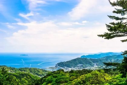 Nongkrong di Hatsushima | Pulau Izu "Tidak Resmi" Pertama 5 The View of Hatsushima from Atami