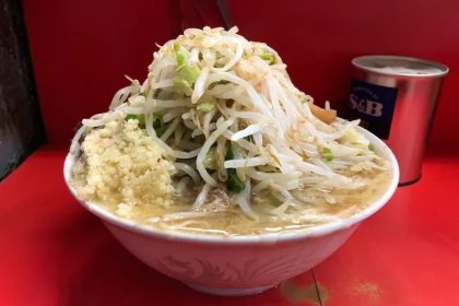 Ramen Jiro Tokyo: Simbol Kenikmatan Kuliner yang Membabi Buta 44 A Bowl of Ramen Jiro