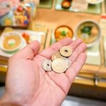 Budaya Memberi Tip di Jepang | Lebih dari Sekadar Uang Ekstra 17 A Tourist Tries to Tip in Japan
