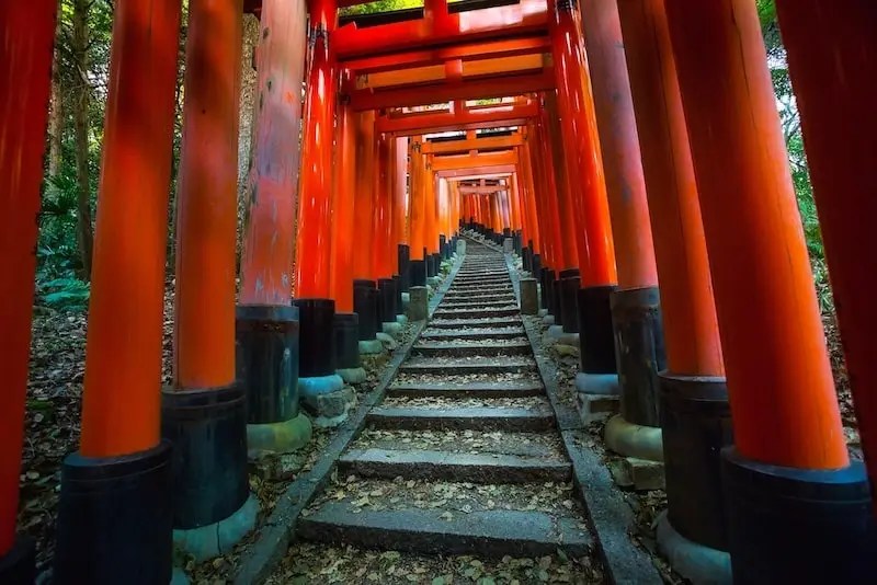 Tangga Menuju Surga | Persiapan Perjalanan Anda ke Jepang 4 The Stairs of Fushimi Inari Taisha