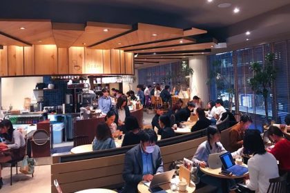 Caffice: Salah Satu Kafe Langka di Tokyo yang Persilakan Tamu Bekerja 87 header 640x 14